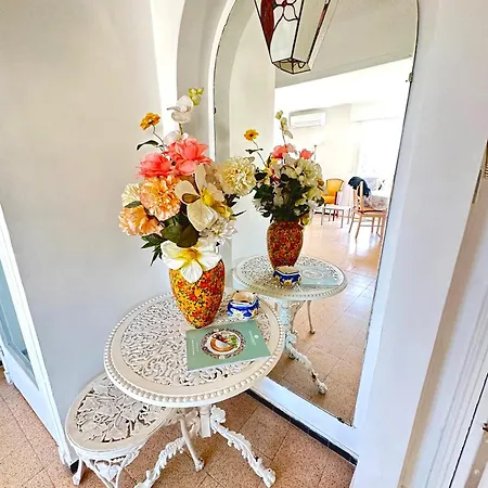 Viva Riviera Large 1 Bedroom With Sunny Terrace
